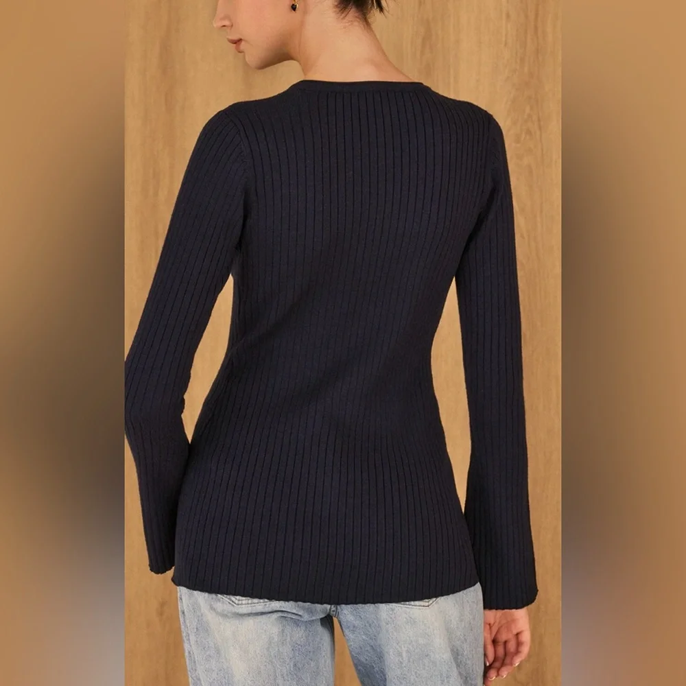 Commense Navy Ribbed Button-Front Long Sleeve Top - Picture 4 of 5